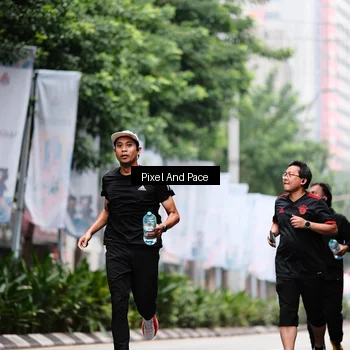 Runner Photo 8605476