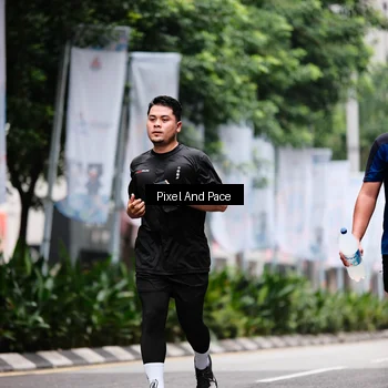 Runner Photo 8605546