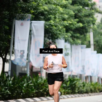 Runner Photo 8605563