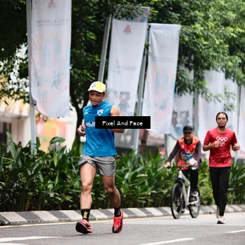 Runner Photo 8605830