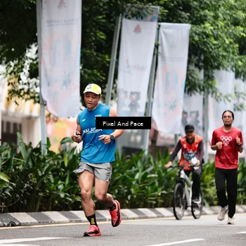 Runner Photo 8605832
