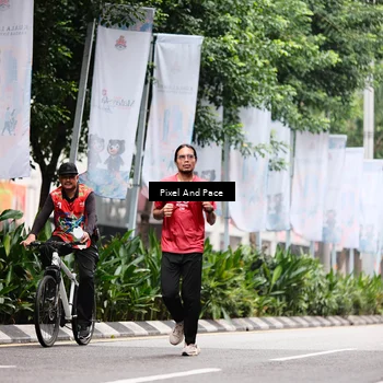 Runner Photo 8605840