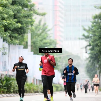Runner Photo 8605864