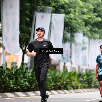 Runner Photo 8605911
