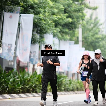 Runner Photo 8605937