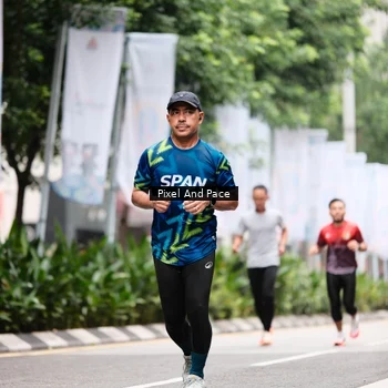 Runner Photo 8605991