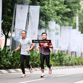 Runner Photo 8606009