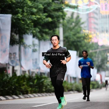 Runner Photo 8606044