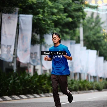 Runner Photo 8606054