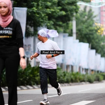 Runner Photo 8606074