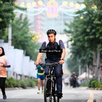 Runner Photo 8606097