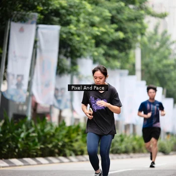 Runner Photo 8606101