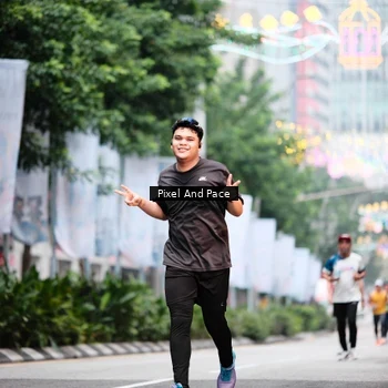 Runner Photo 8606110