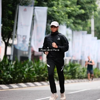 Runner Photo 8606128