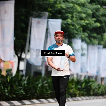 Runner Photo 8606132