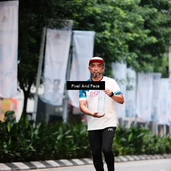 Runner Photo 8606133