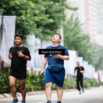Runner Photo 8606185