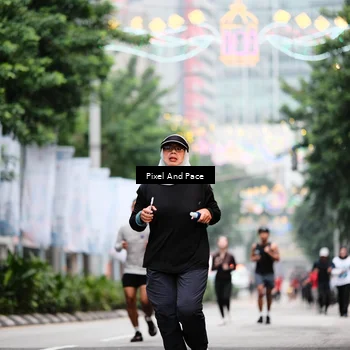Runner Photo 8606253