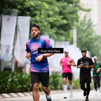 Runner Photo 8606263