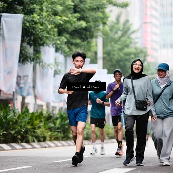 Runner Photo 8606287