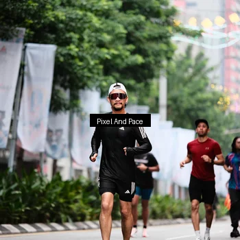Runner Photo 8606355