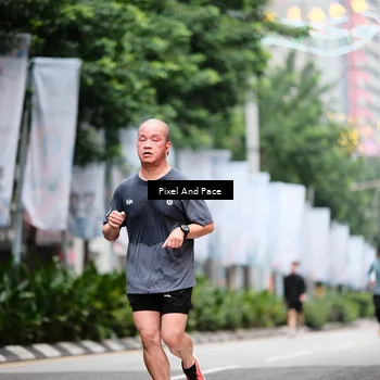 Runner Photo 8606391