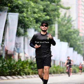 Runner Photo 8606411