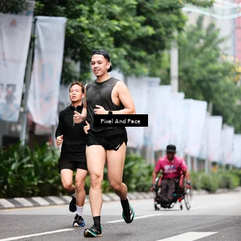 Runner Photo 8606473