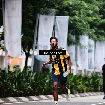 Runner Photo 8606490
