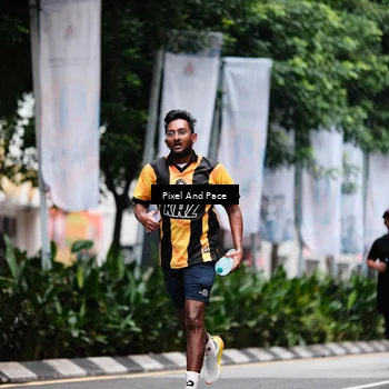Runner Photo 8606493