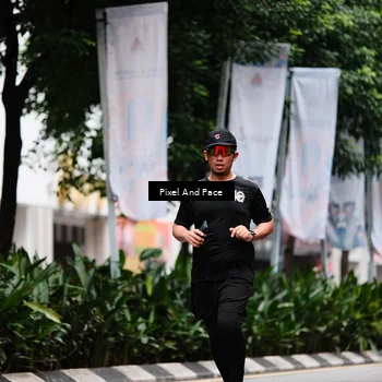 Runner Photo 8606499