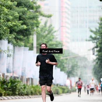 Runner Photo 8606544