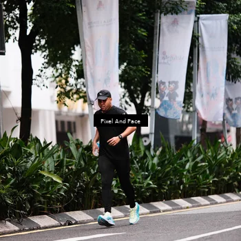 Runner Photo 8606549
