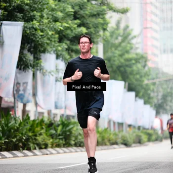 Runner Photo 8606550