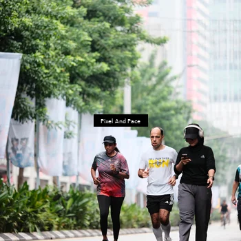 Runner Photo 8606556