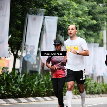 Runner Photo 8606569