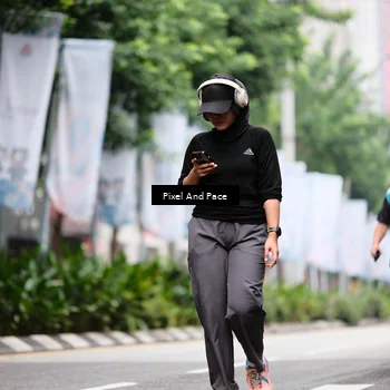 Runner Photo 8606579