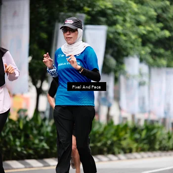 Runner Photo 8606593