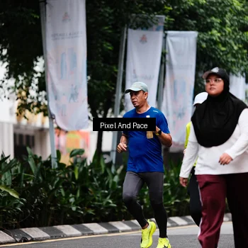 Runner Photo 8606600