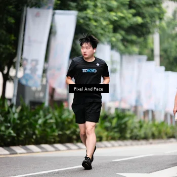 Runner Photo 8606655