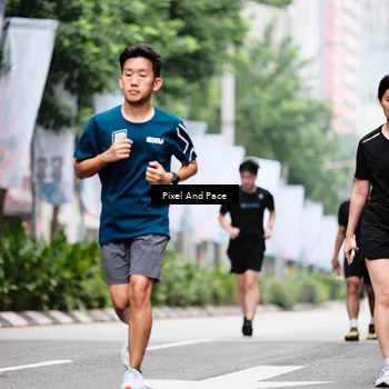 Runner Photo 8606656
