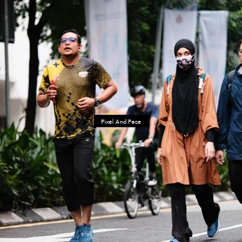 Runner Photo 8606873