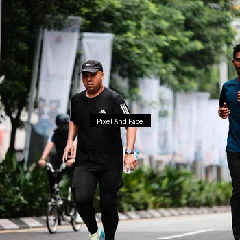 Runner Photo 8606917