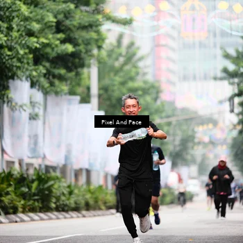 Runner Photo 8606925