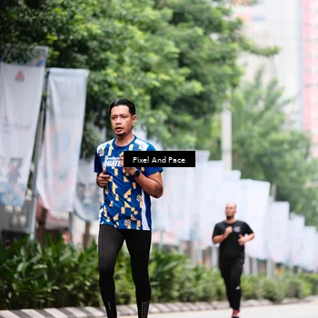 Runner Photo 8606968