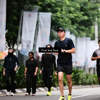 Runner Photo 8606981