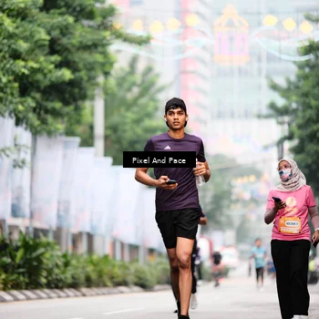 Runner Photo 8607003