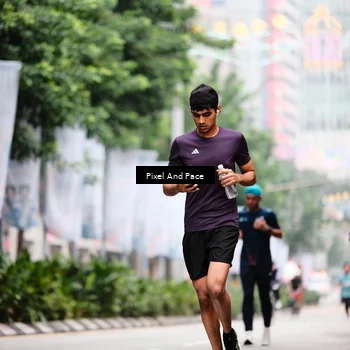 Runner Photo 8607009