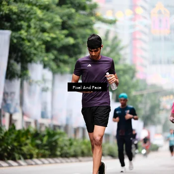 Runner Photo 8607014