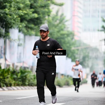 Runner Photo 8607025